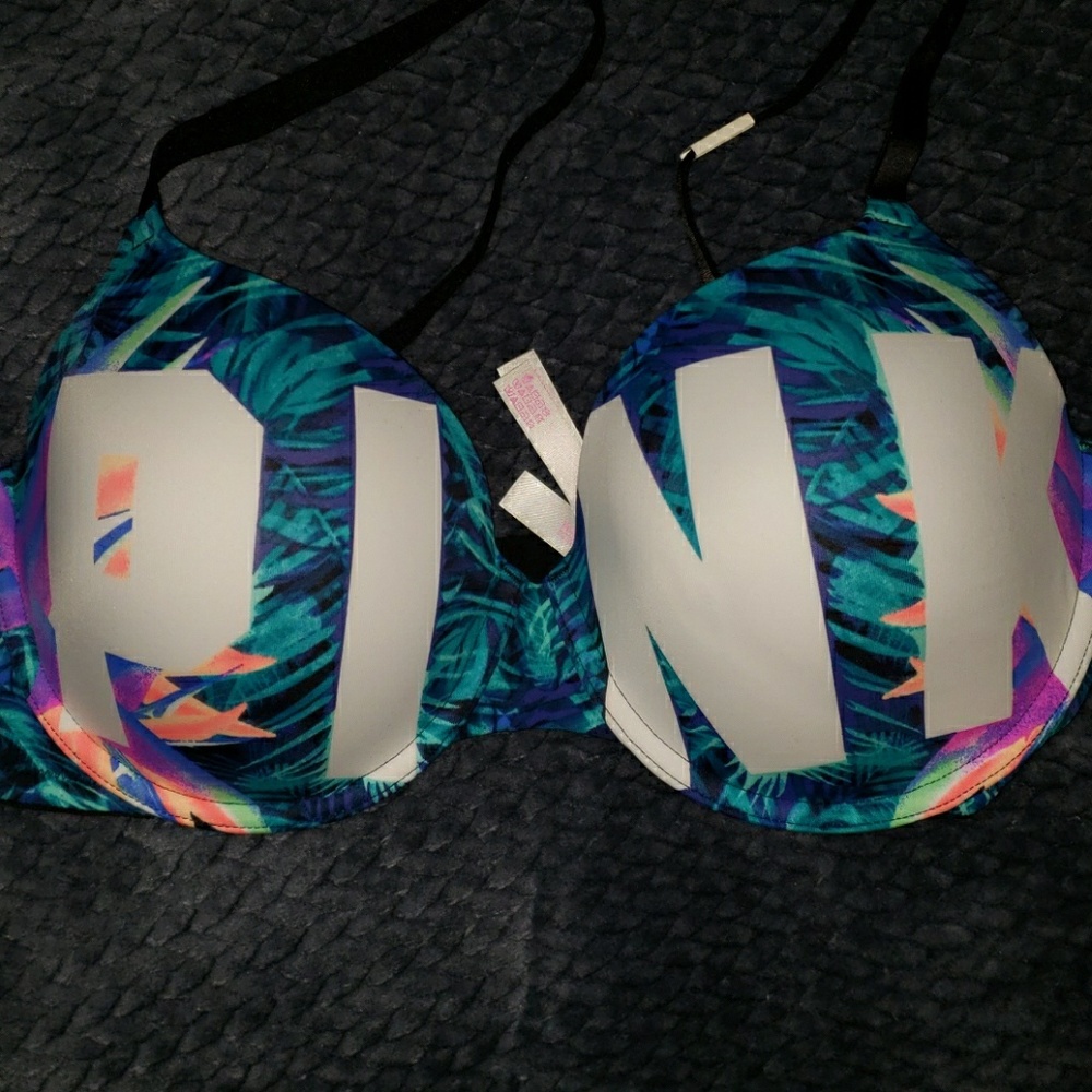 36DD Victoria secret